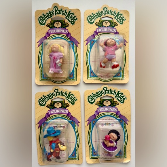 Cabbage Patch Kids Other - Cabbage Patch Kids Figurines Set
